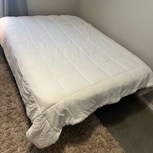 Ugg king sized comforter